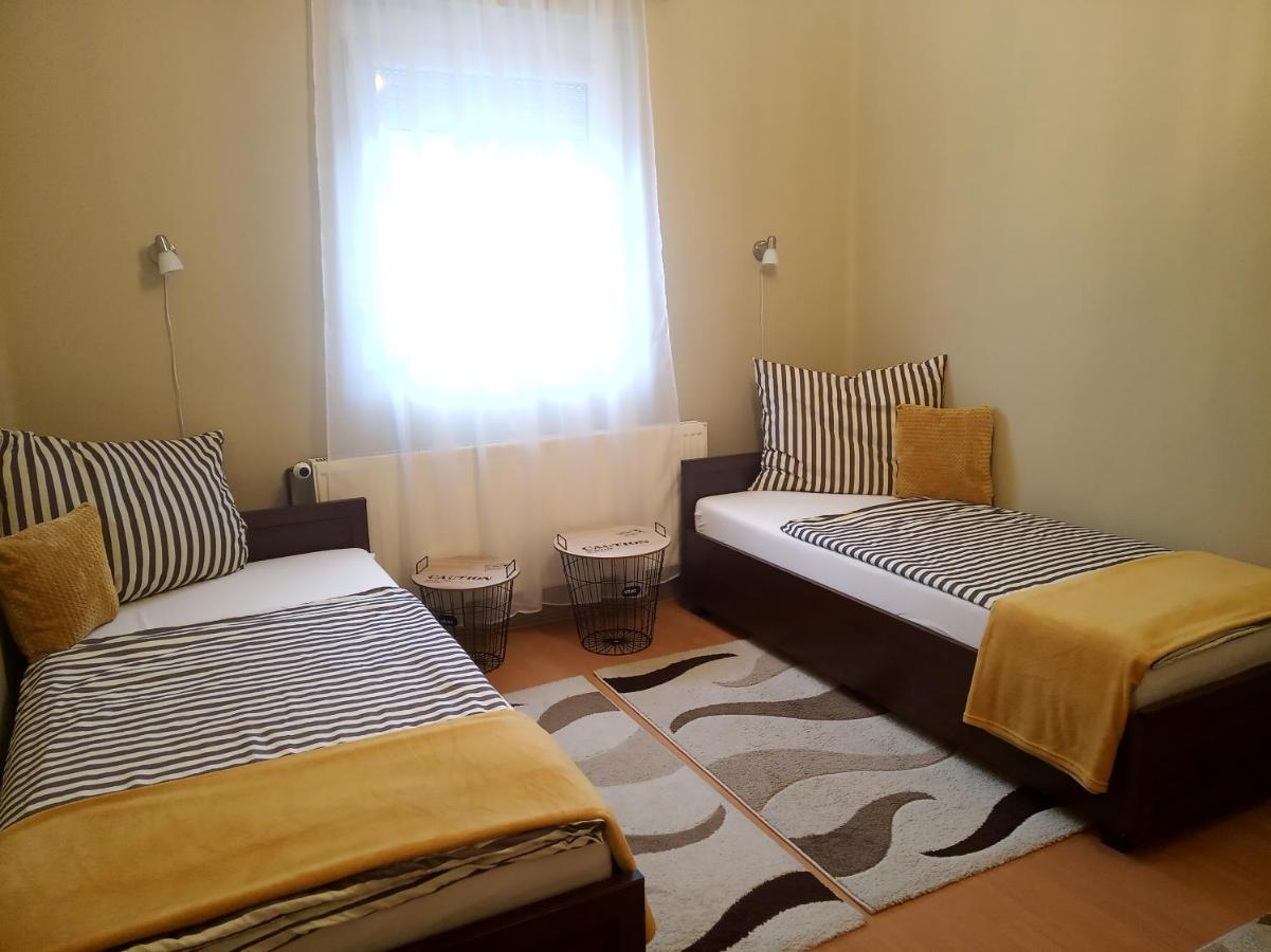 Kaland Vendeghaz Villa Satoraljaujhely Ngoại thất bức ảnh